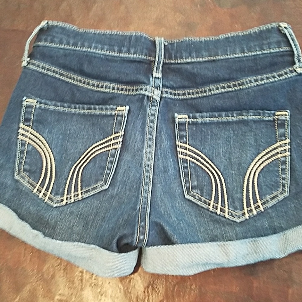 Hollister High Rise Short-Short